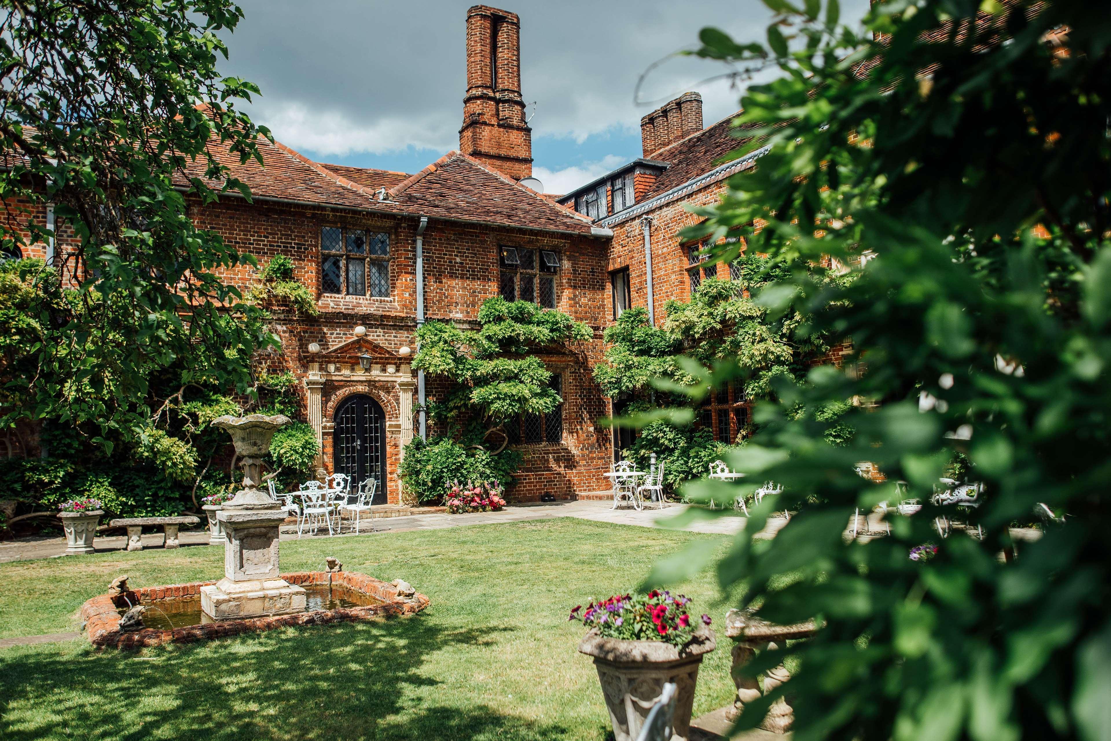 Seckford Hall Hotel & Spa Woodbridge Exterior foto