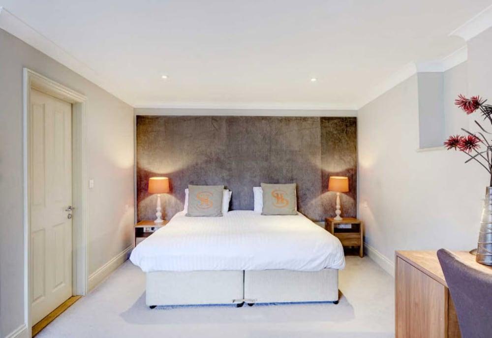 Seckford Hall Hotel & Spa Woodbridge Exterior foto