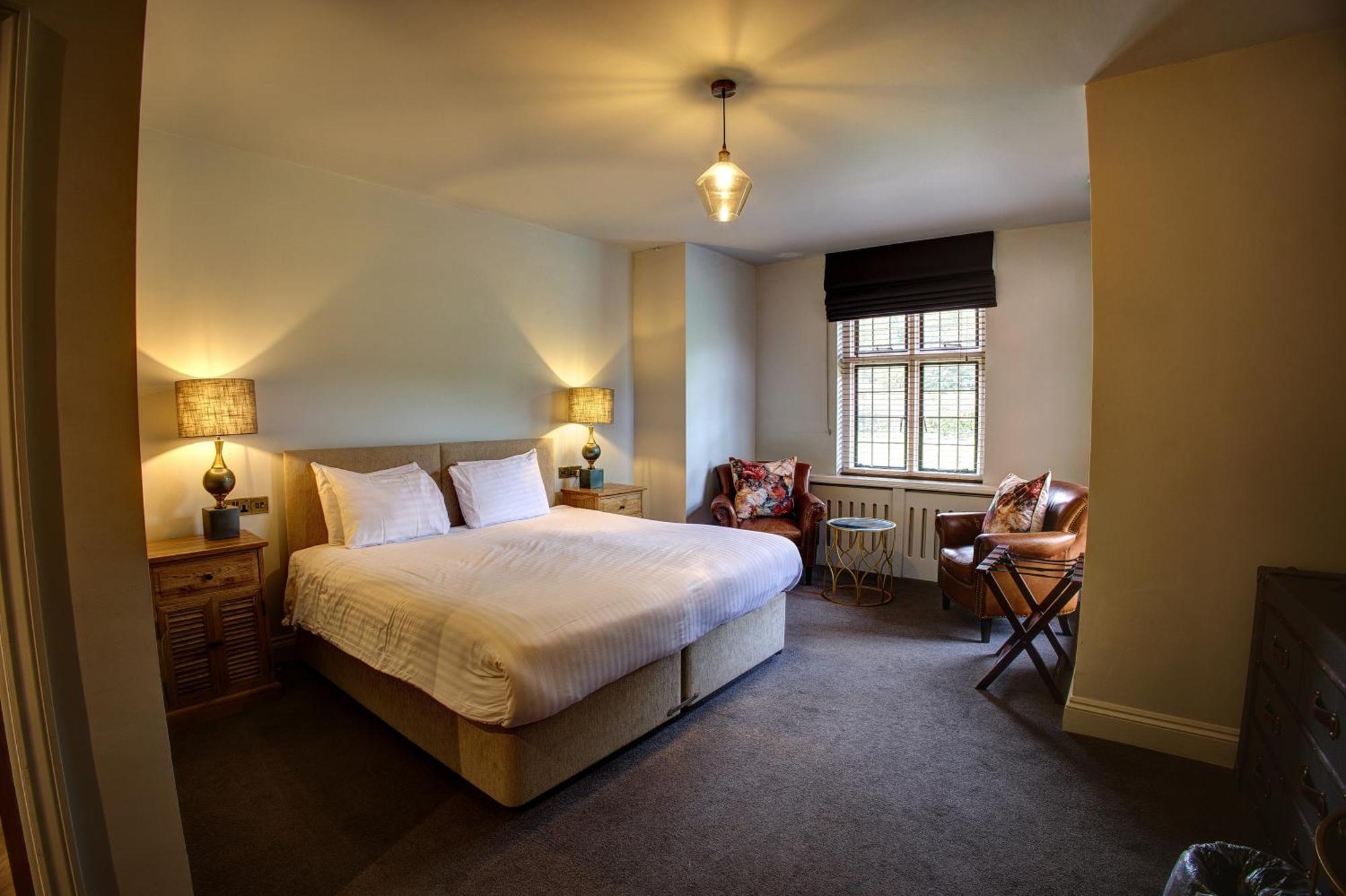 Seckford Hall Hotel & Spa Woodbridge Exterior foto